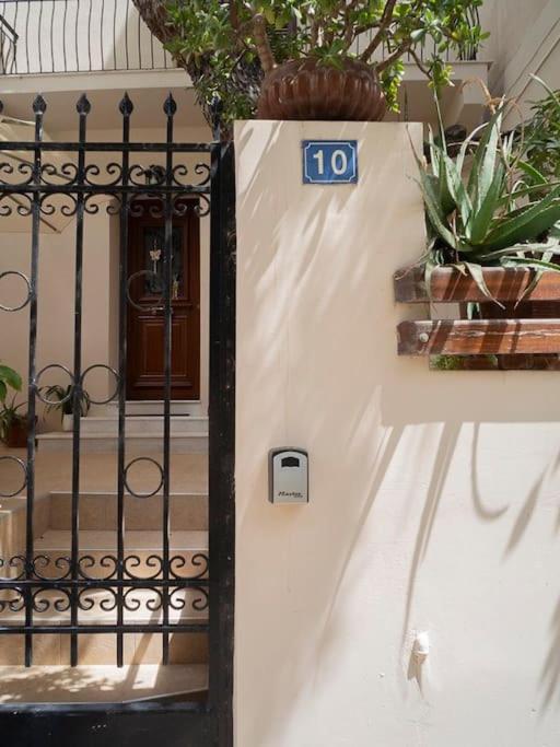 Appartamento Athens Hill Of Harmony Esterno foto